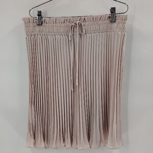 H&M Beige Accordion Skirt Size 8 Flowy Faux Tie Front Elastic Stretch  Waist